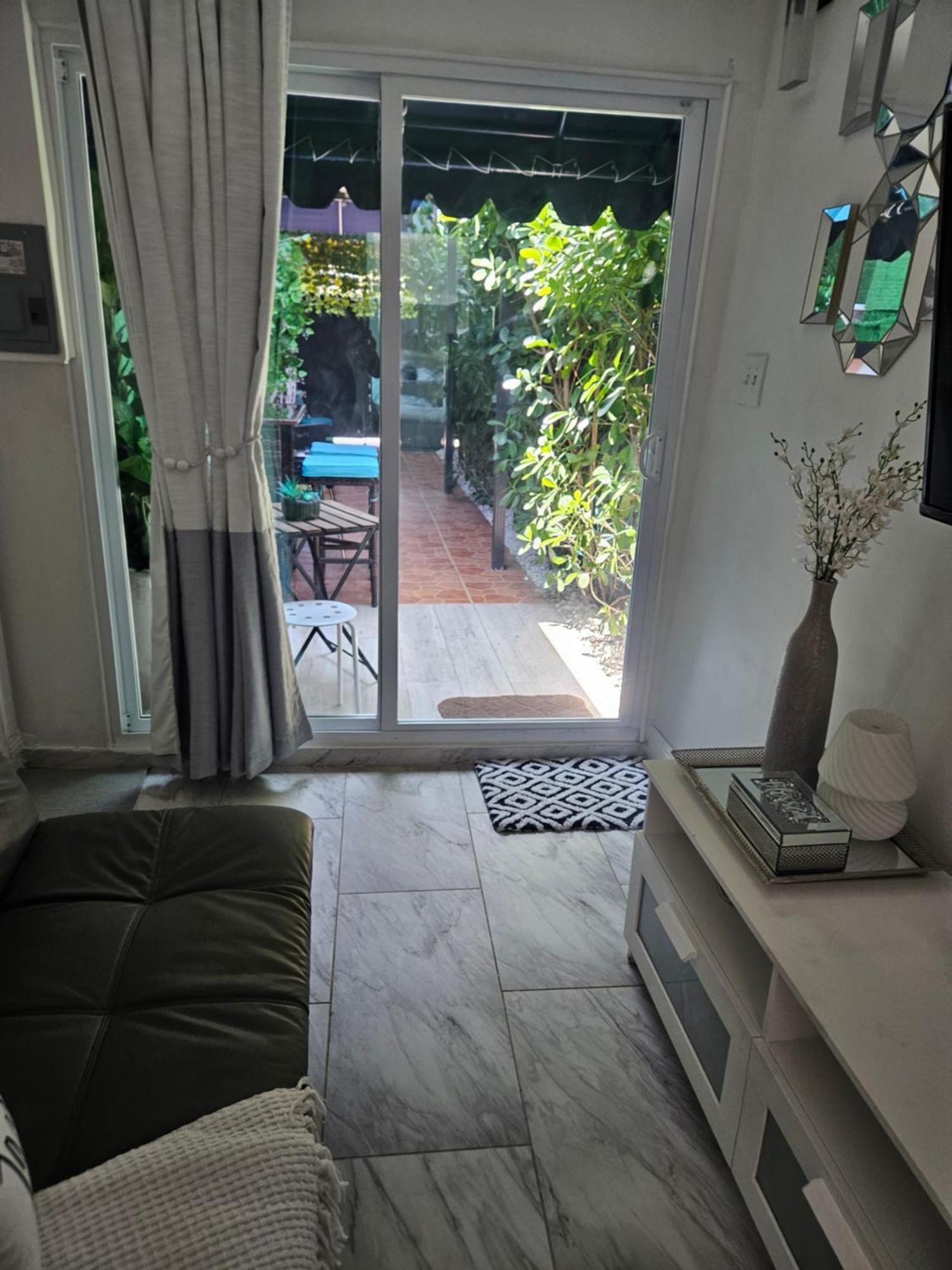 Jade Apartment